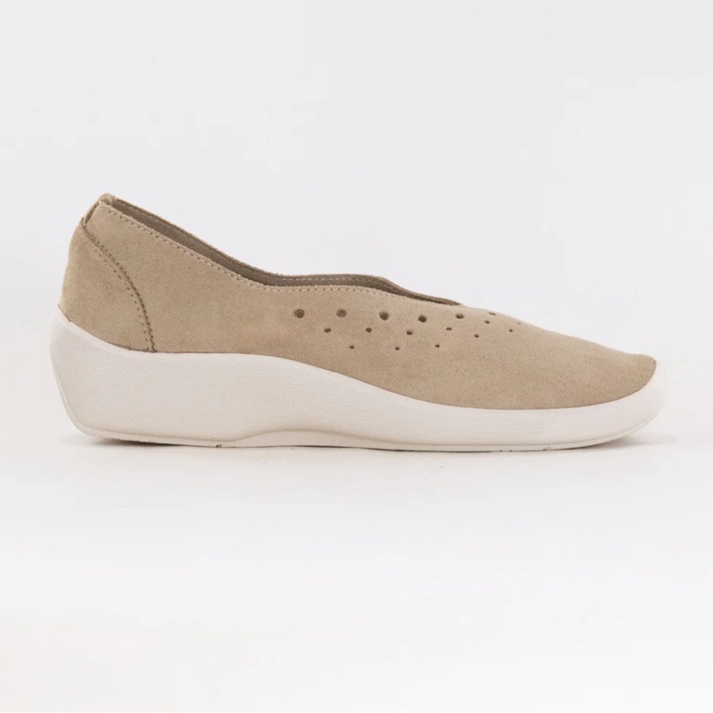 New in box Arcopedico cezanne h89 beige eu 39